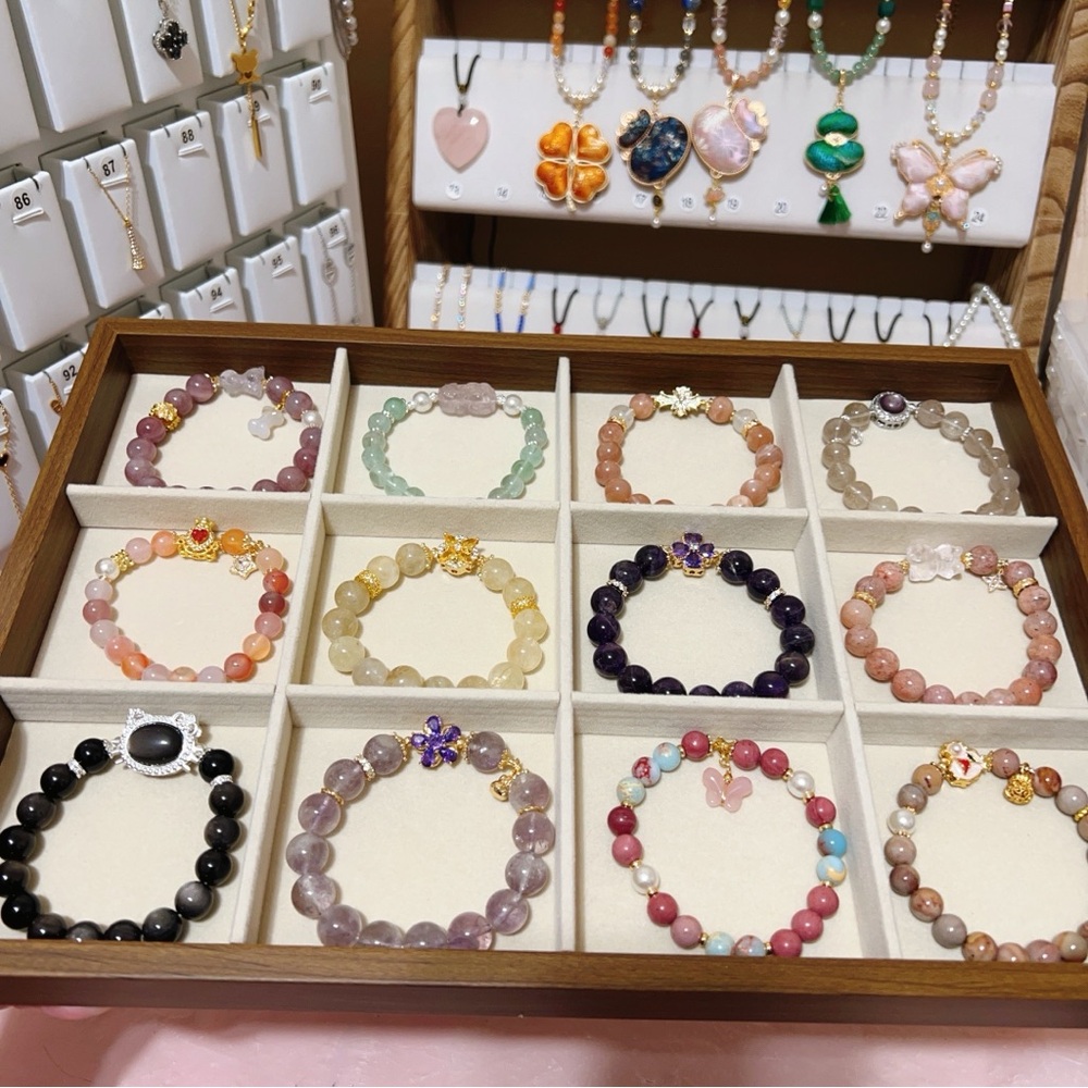 （04-05）Handmade bracelets for live show